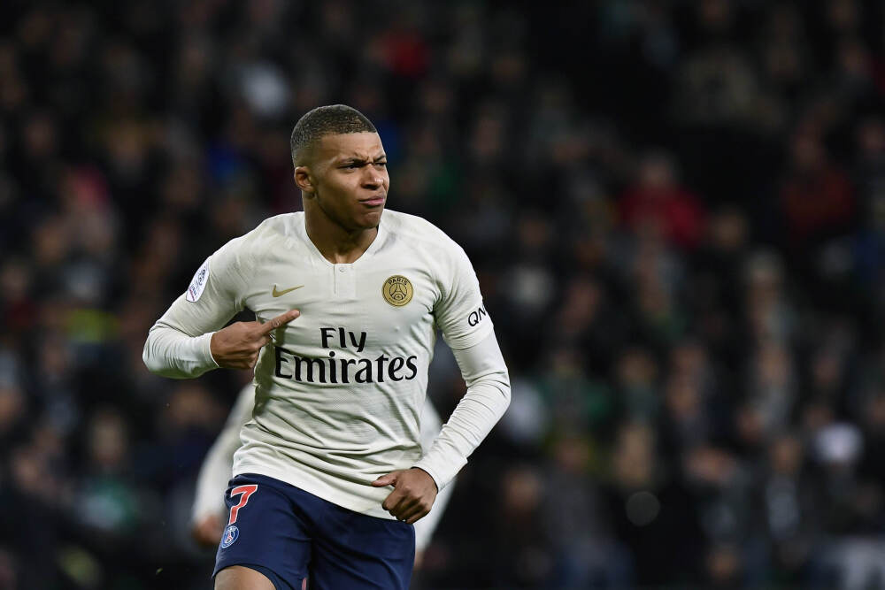 万洲国际早盘涨超3% 前三季度公司股东应占利润同比增加8.05%